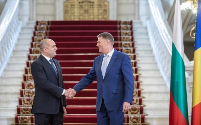Iohannis, discuţie la telefon cu omologul bulgar despre relaţiile bilaterale și securitate energetică