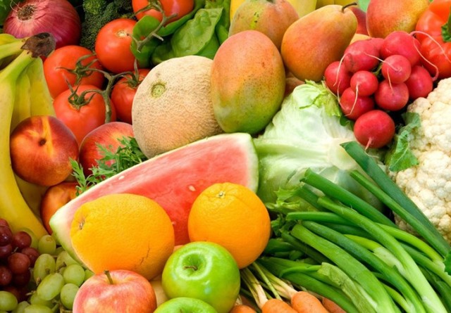 Fructele și legumele lunii august: Cele mai sănătoase alimente de sezon