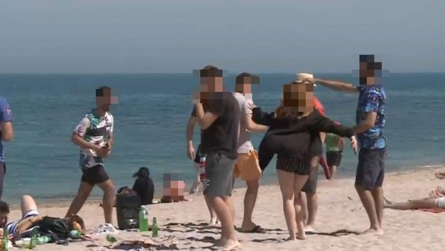 La Vama Veche, se vând băuturi alcoolice minorilor!