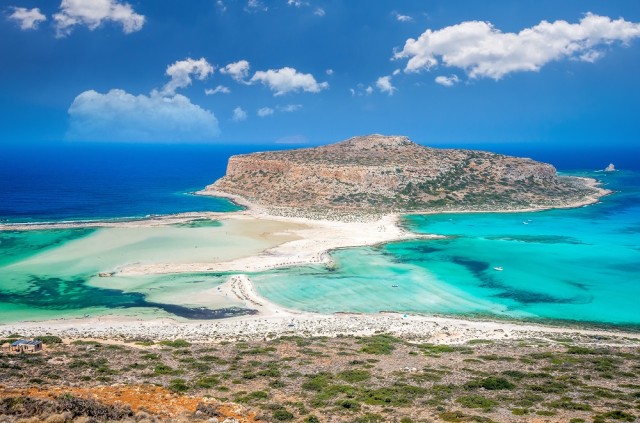 Grecia, Bulgaria şi Turcia, ţările unde românii au ales să îşi petreacă vacanţa în această vară