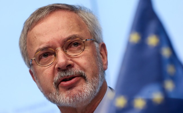 Şeful BEI estimează că reconstrucţia Ucrainei ar putea costa 1.000 de miliarde de euro