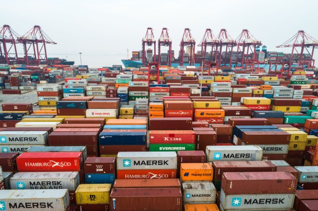Exporturile Chinei au explodat în luna iulie