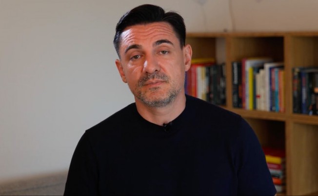George Buhnici își cere scuze după ce a provocat „Scandalul vergeturilor”