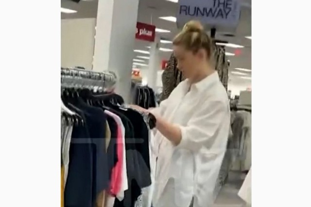 Amber Heard, în sapă de lemn? Surprinsă cumpărând haine ieftine