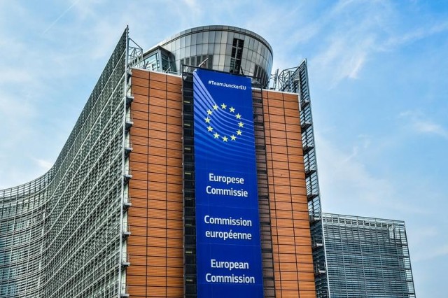 Un plic cu pudră albă, găsit la sediul Comisiei Europene