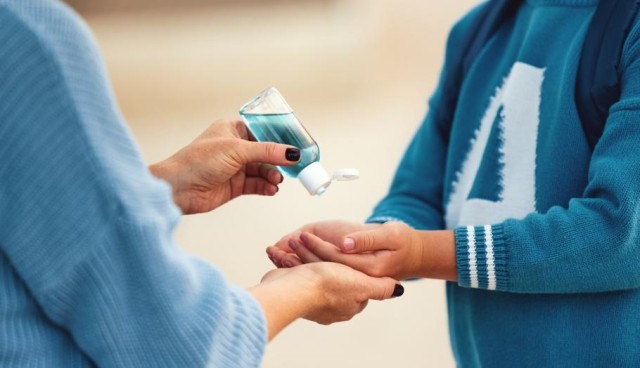 Epidemiolog: Există măsuri care trebuie luate în şcoli pentru ca evoluţia pandemiei să nu ne surprindă