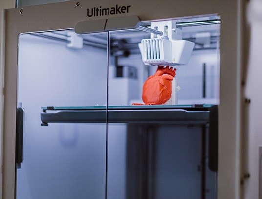 Chirurgii au printat 3D inima pacientului înainte de operație!