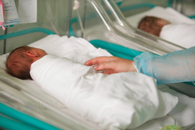 Proiect în premieră pentru depistarea cazurilor de amiotrofie spinală în maternităţi