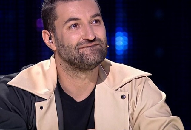 Smiley, sărac lipit, dar cu statut de vedetă! Adevărul din spatele hit-ului „Oficial îmi merge bine“