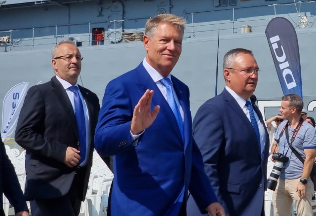 Klaus Iohannis, în Portul Militar Constanța: ,,La mulți ani, dragi marinari!” Video