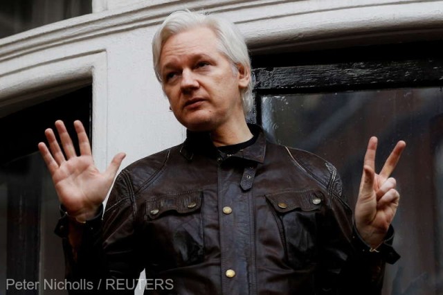 Sindicate importante ale jurnaliştilor cer eliberarea imediată a lui Julian Assange