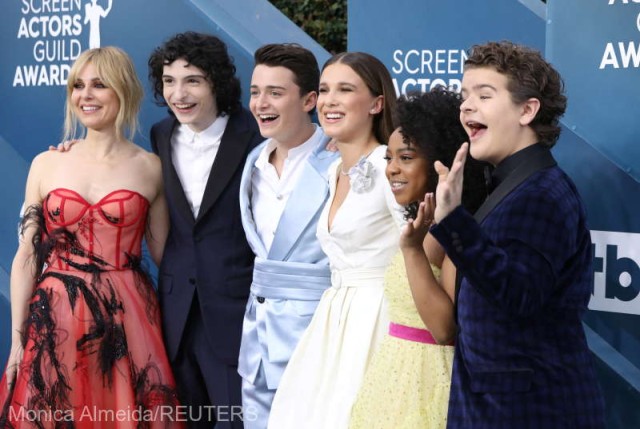 Serialul 'Stranger Things' a propulsat-o pe cântăreaţa Kate Bush în fruntea topului muzical britanic