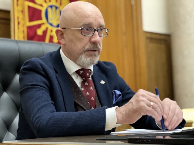 Letonia a livrat Ucrainei şase obuziere şi patru elicoptere