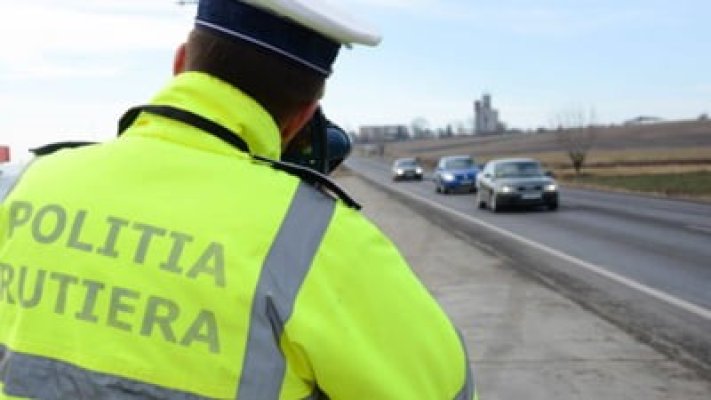 Vitezoman prins cu aproape 200 km/h pe DN 22 Constanța-Tulcea; a ramas fară permis