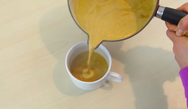 Laptele de aur, băutura care ajută creierul, te scapă de stres și e un somnifer natural