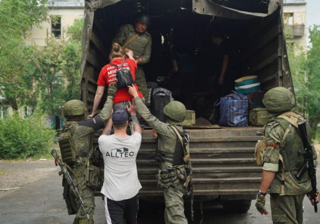 HRW: Civili ucraineni, transferaţi cu forţa în Rusia