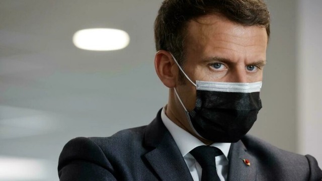 COVID-19 face iar ravagii în Franța: Guvernul le cere cetățenilor să poarte masca