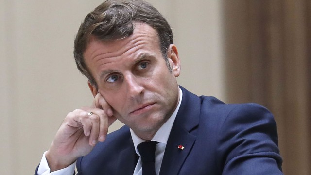 Macron a făcut la televiziune gestul care i-a scos din minți pe protestatari