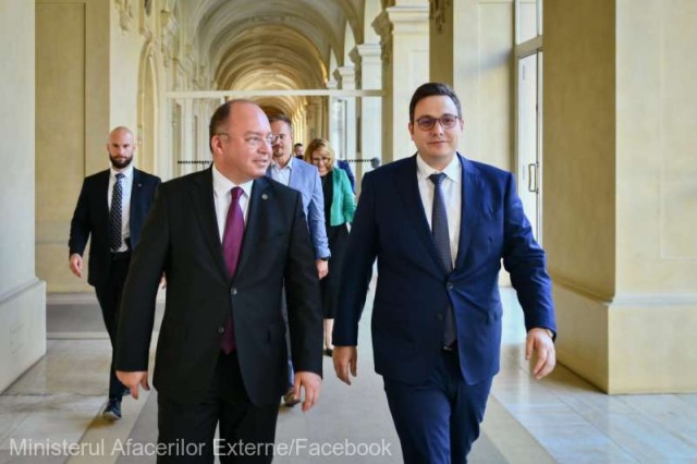 Ministrul Aurescu, la Praga; consolidarea cooperării sectoriale - pe agenda discuţiilor cu omologul ceh