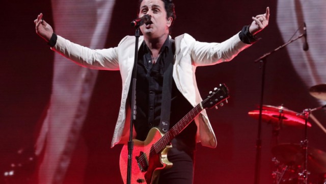 Solistul trupei Green Day a anunțat că va renunţa la cetăţenia americană, după revocarea dreptului la avort