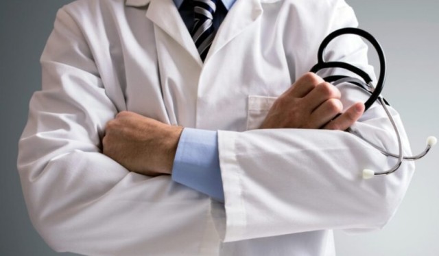Un medic de familie îl acuză pe ministrul Sănătăţii de iresponsabilitate privind îndemnul cu pastilele de iod