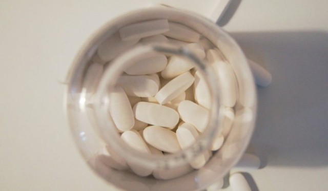 Medicamentele generice cu preţuri mici penalizate de o taxă cu 8% mai mare