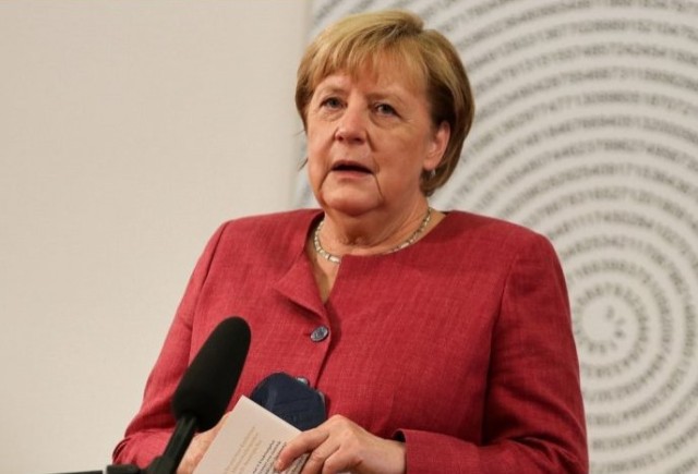 Angela Merkel a primit Premiul pentru Pace al UNESCO, după ce a umplut Europa cu migranți