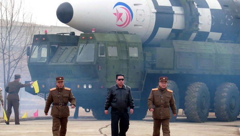 Kim Jong Un spune că Phenianul își pregătește arsenalul nuclear