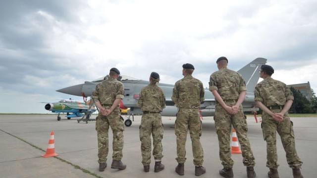 Ceremonie și exercițiu demonstrativ al forțelor terestre americane, la Baza Aeriană Mihail Kogălniceanu