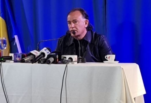 ALDE şi-a ales o nouă conducere - Varujan Vosganian, Mohammad Murad şi Mircea Minea, copreşedinţi