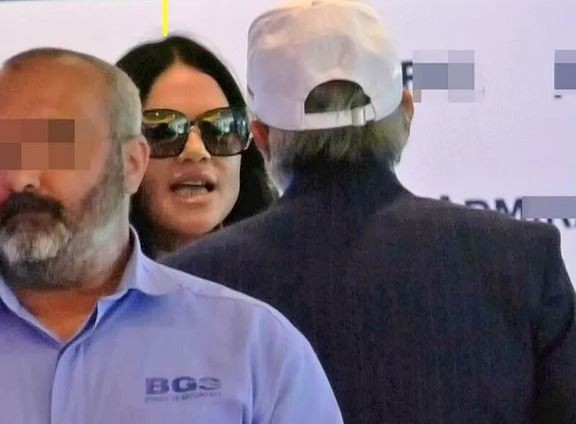 Ioana a sărit la gâtul lui Ilie Năstase chiar de ziua lui