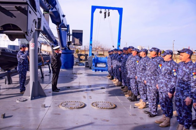 Peste 300 de marinari militari români pleacă la Exercițiul Multinațional „Breeze 22”, în Bulgaria