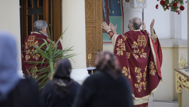 Patriarhia le cere preoților să se roage pentru ploaie în zonele afectate de secetă