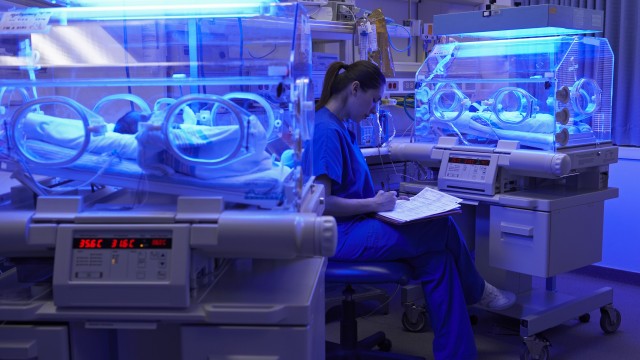 Grecia raportează primul deces al unui bebeluş diagnosticat cu hepatită acută severă