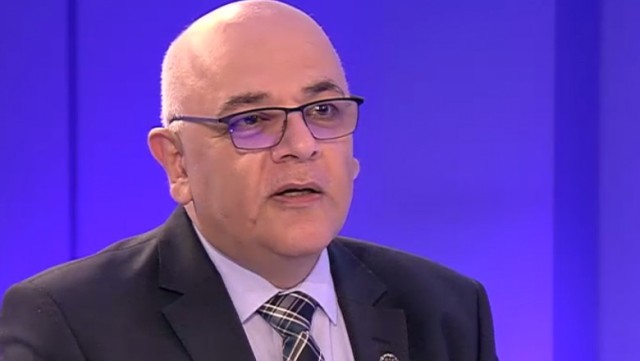 Raed Arafat: Centura de siguranţă e obligatorie pentru că salvează vieţi