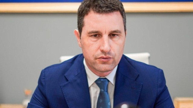 Ministrul Mediului: Solicit Blue Air să reia imediat toate zborurile; decizia de suspendare este nejustificată