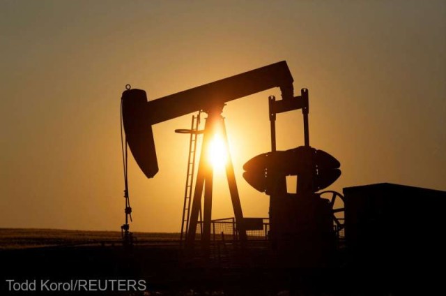 Cotaţia barilului de ţiţei WTI a coborât sub 90 de dolari pentru prima dată de la invadarea Ucrainei