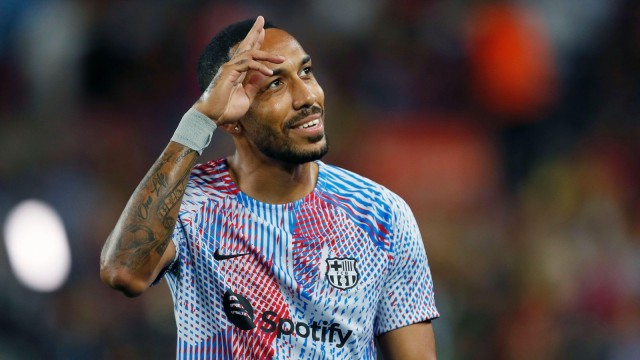 Fotbalist de la FC Barcelona, jefuit în propria casă. Hoții i-au pus pistolul la cap golgheterului