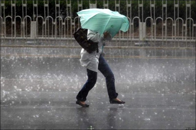 Vreme ploioasă pentru început de weekend, la Constanța