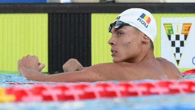 David Popovici a doborât un record mondial la înot