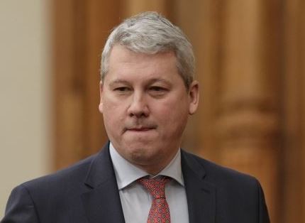 Acuzații: Predoiu le-a dat senatorilor în scris ca pragul la abuzul în serviciu să fie de 250.000 de lei