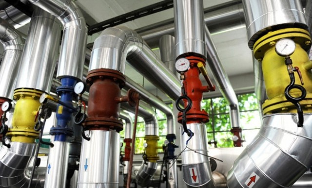 Fierul vechi rezultat prin dezafectarea rețelei de termoficare, vândut la licitație