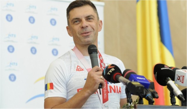 Ministrul Eduard Novak își apără renta viageră