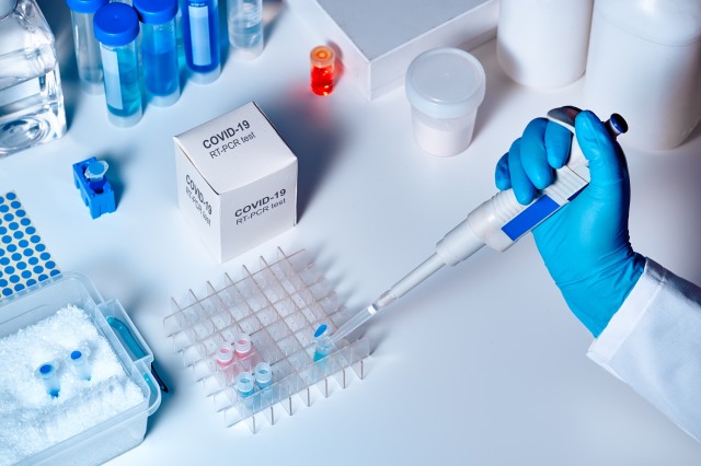 3.097 de cazuri noi de COVID-19 în ultimele 24 de ore, cu 949 mai puţine faţă de ziua precedentă