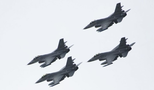 Alertă: 18 bombardiere chineze cu capacitate nucleară au intrat în zona de apărare aeriană a Taiwanului