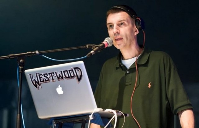Detalii din trecutul dj-ului Tim Westwood ies la suprafață: ar fi abuzat zece minore