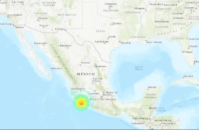 Imagini de coşmar în Mexic: Un centru comercial s-a prăbușit în urma unui cutremur de 7,5 grade. Video