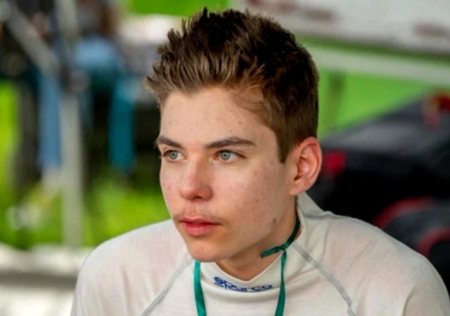 Fiul Romaniței Iovan îi calcă pe urme lui Elon Musk! La nici 16 ani a construit o mașină electrică