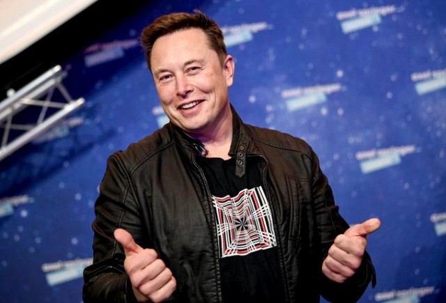Elon a fost lovit de kilograme! Cum arată patronul Tesla la bustul gol