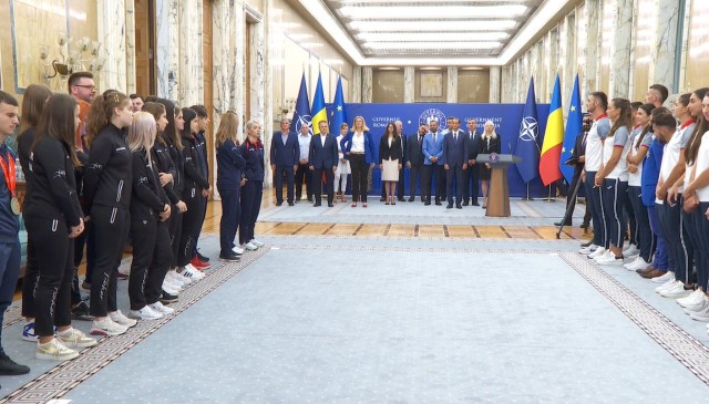 Premierul anunţă o majorare cu 50% a premiilor acordate de Guvern sportivilor laureaţi la competiţii internaţionale